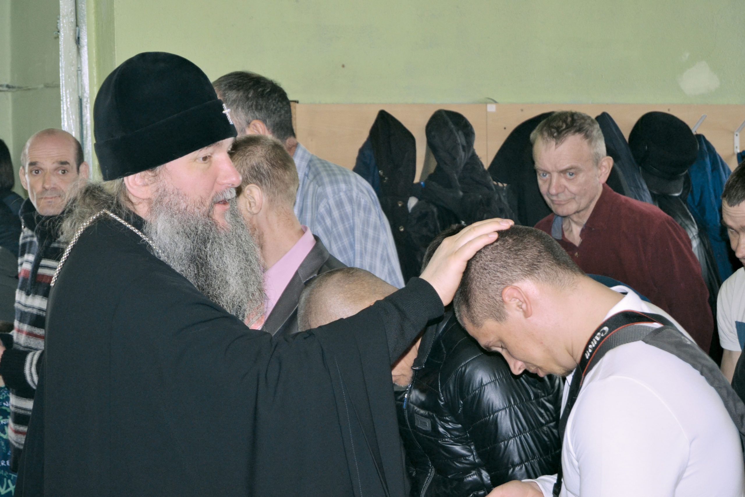 100 подопечных приняло участие в Таинстве Соборования, которое возглавил Митрополит Евгений