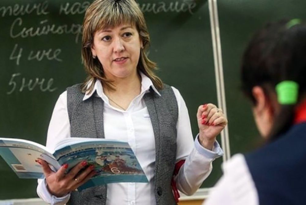 Президент подписал закон об изучении родных языков