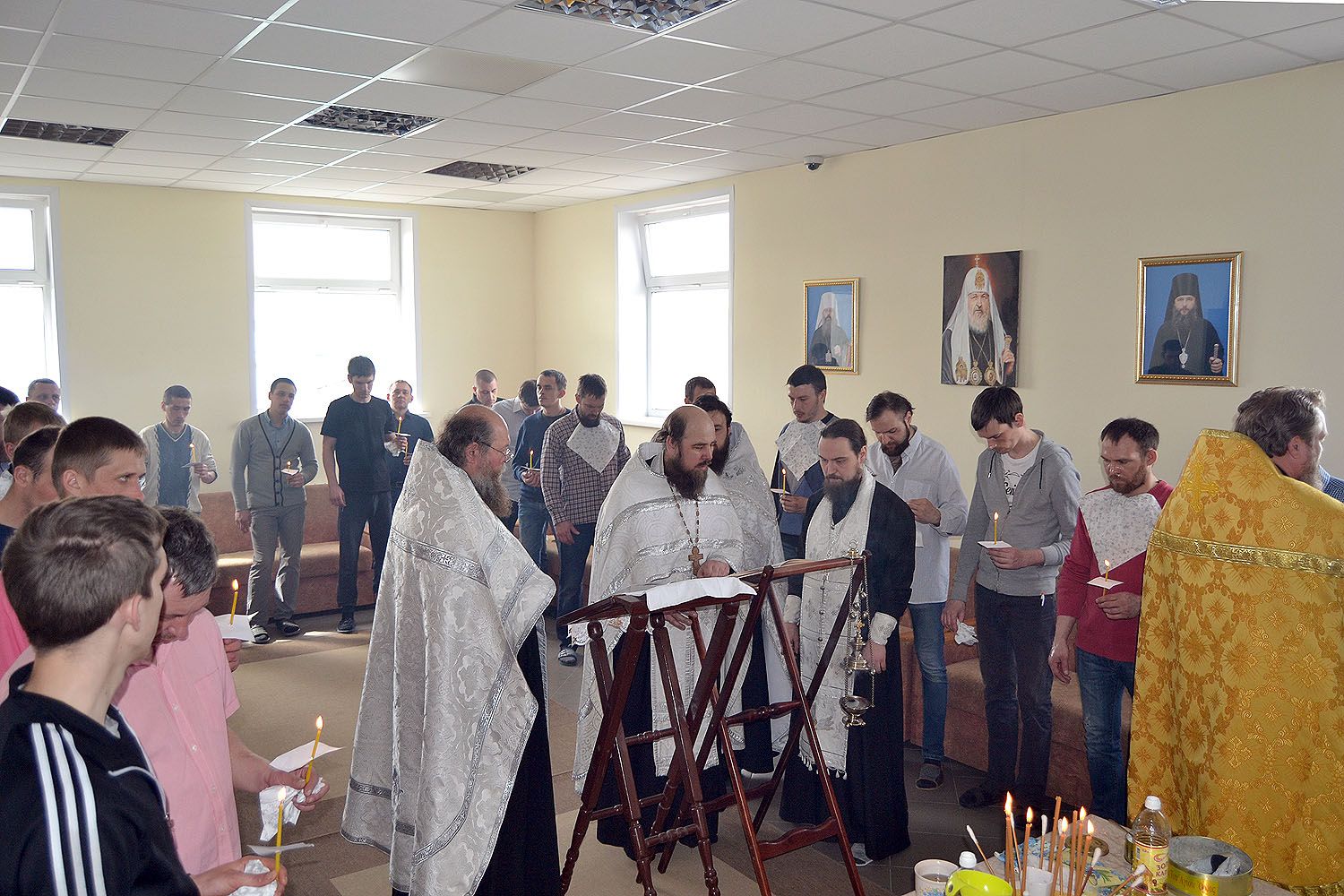 В стенах “Свято-Пантелеимонова центра духовного попечения” было совершено Таинство Елеосвящения (Соборования).