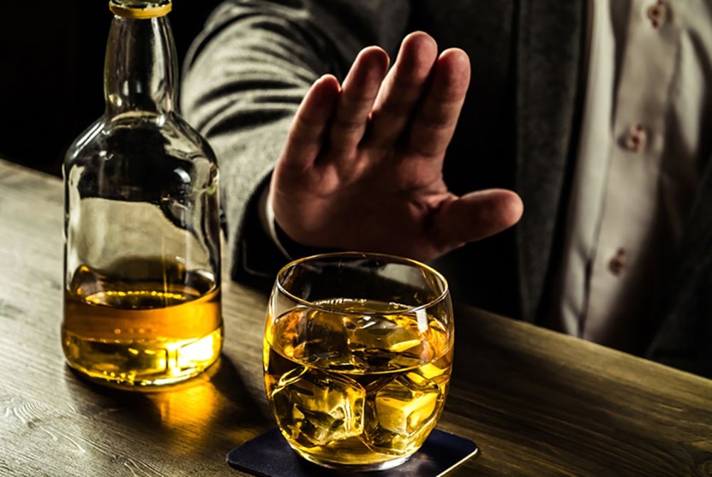 Пить стало не модно: Заболеваемость алкоголизмом в России снизилась вдвое