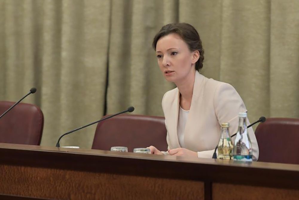 Анна Кузнецова выступила за общественный контроль объектов, где бывает много детей