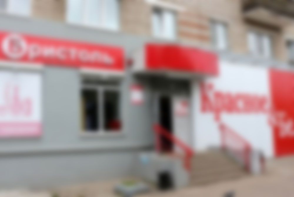 Снизить потребление нелегального алкоголя в России сочли недостижимой целью