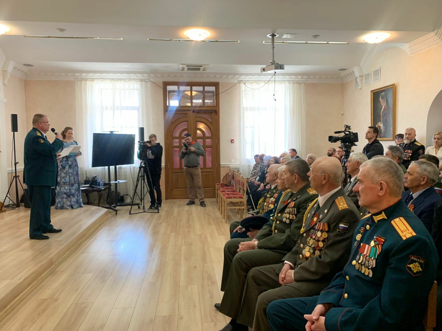 Поздравление ветеранов Великой Отечественной войны