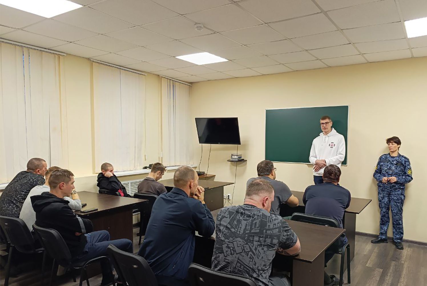 Поездка в УФИЦ с беседой о пробации