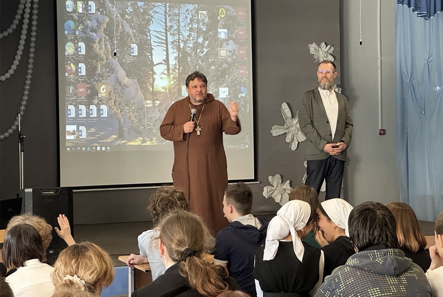 Встреча с учениками в рамках операции «Чистое поколение – 2026»