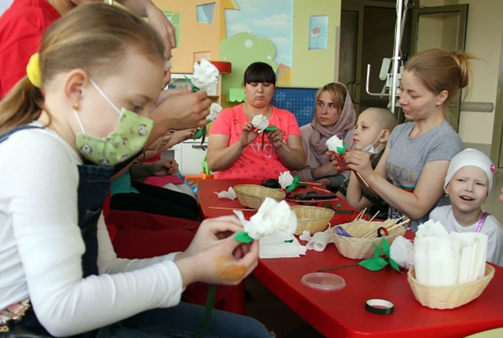Благотворительный фестиваль «Дни Белого Цветка» прошел в детском онкоцентре